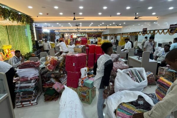 WhatsApp Image 2025-10-07 at 16.27.36 (2)