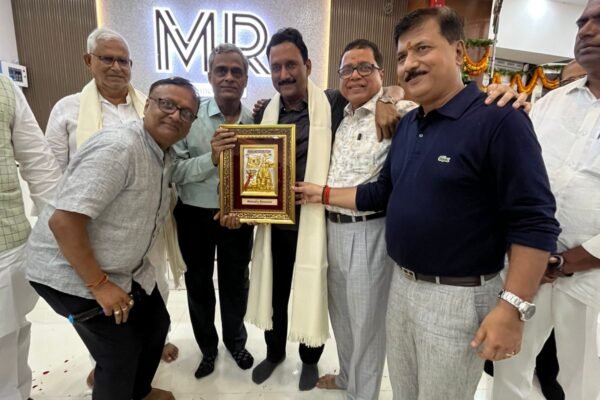 WhatsApp Image 2025-10-07 at 16.27.37 (1)